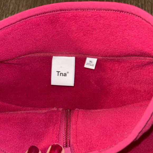 TNA Sno Polar 1/2 Zip - XL - Picture 4 of 4